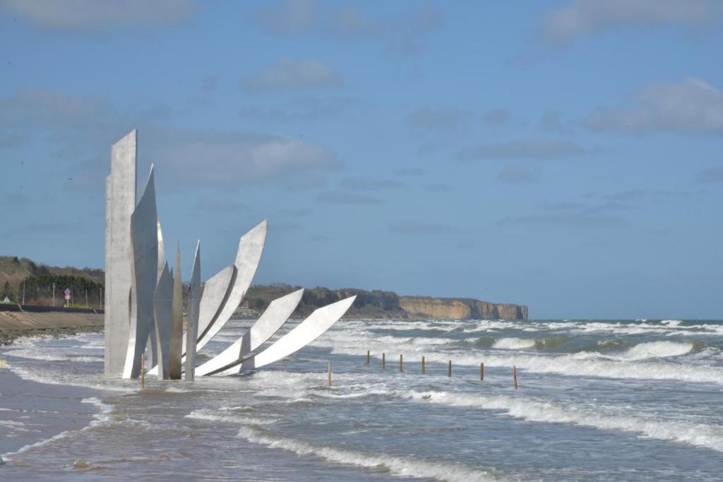 Casa Azul - Omaha Beach โคลวิลล์-ซัวร์-แมร์ ภายนอก รูปภาพ